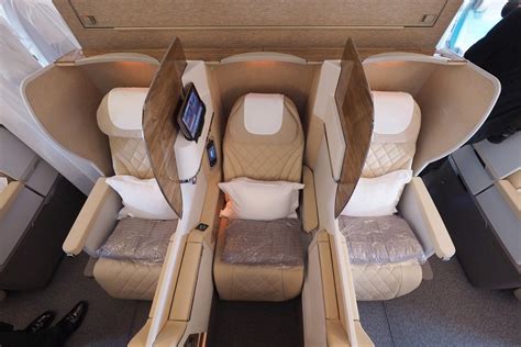 2-3-2 business class